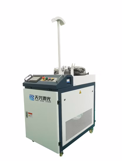 Machine portative de nettoyage de Laser de Fiber d'automobile de Surface d'élimination de rouille de métal de peinture de 1500W Laser d'élimination de rouille